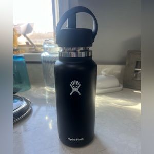 32 oz hydroflask with straw